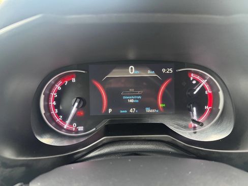 Used 2019 Toyota RAV4 Adventure image 17