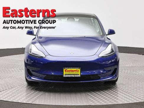 Used 2023 Tesla Model 3 Standard Range RWD image 2
