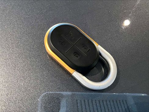 Used 2023 Rivian R1S Adventure image 36