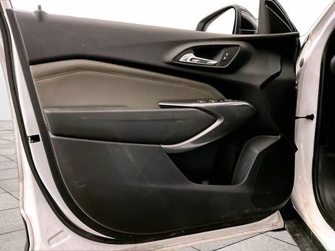 Used 2024 Chevrolet Trax ACTIV w/ Driver Confidence Package FWD image 22
