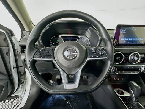 Used 2024 Nissan Sentra SV image 15