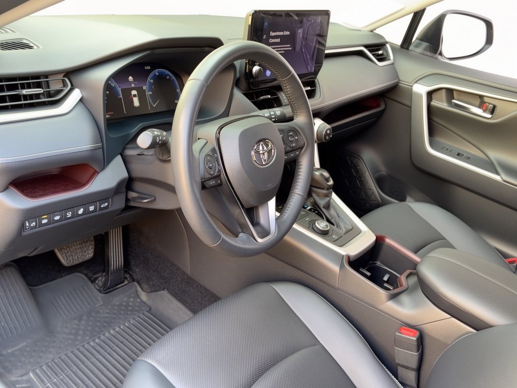 Used 2025 Toyota RAV4 Limited w/ Advanced Technology Package AWD/4WD image 4