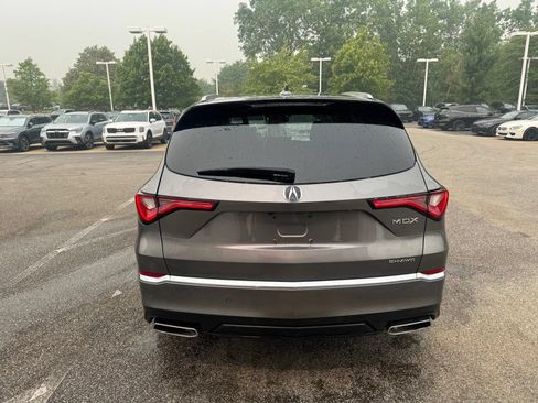Used 2022 Acura MDX SH-AWD w/ Advance Package image 4