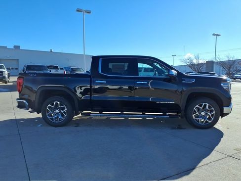 New 2026 GMC Sierra 1500 SLT w/ SLT Premium Plus Package AWD/4WD image 4