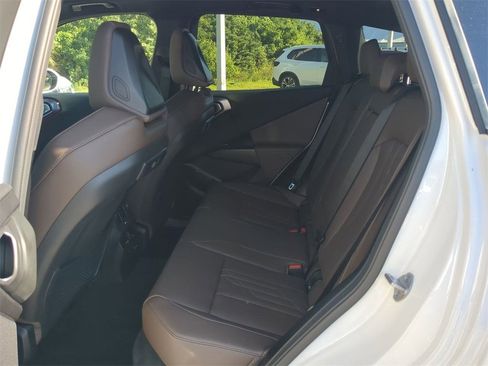 New 2026 BMW X3 xDrive30 w/ Premium Package image 14