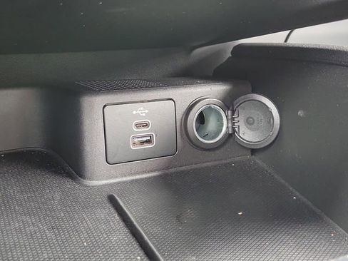 Used 2024 Ford Escape ST-Line w/ Tech Pack #1 AWD/4WD image 27