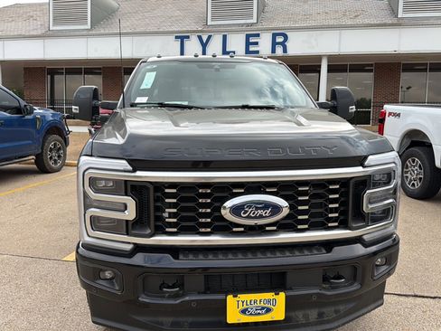 New 2026 Ford F350 Platinum AWD/4WD image 3