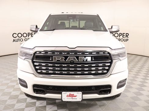 Used 2025 RAM 1500 Limited AWD/4WD image 10