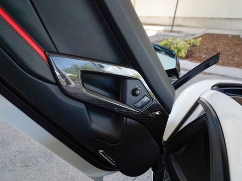 Used 2018 Lamborghini Aventador S image 52