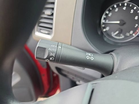 Used 2022 Nissan Frontier SV AWD/4WD image 14