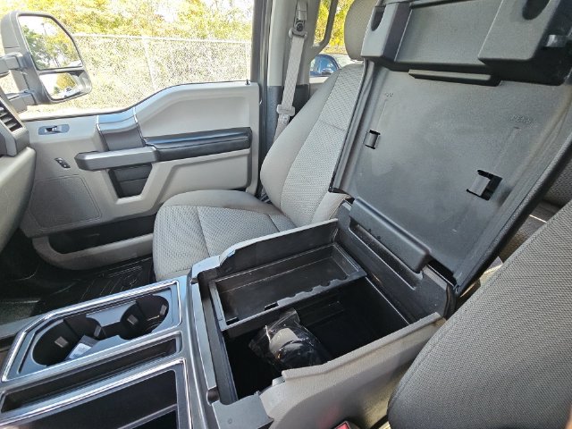 Used 2020 Ford F150 XLT w/ Equipment Group 302A Luxury AWD/4WD image 21