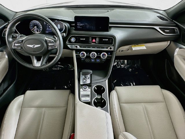 Used 2023 Genesis G70 2.0T RWD image 13