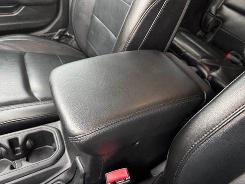 Used 2021 Jeep Wrangler Unlimited Sahara AWD/4WD image 48