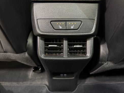 Used 2025 Chevrolet Equinox RS w/ Safety and Technology Package image 27