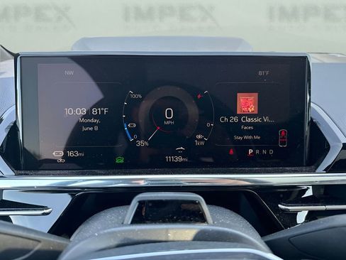 Used 2025 GMC Sierra EV Denali AWD/4WD image 10