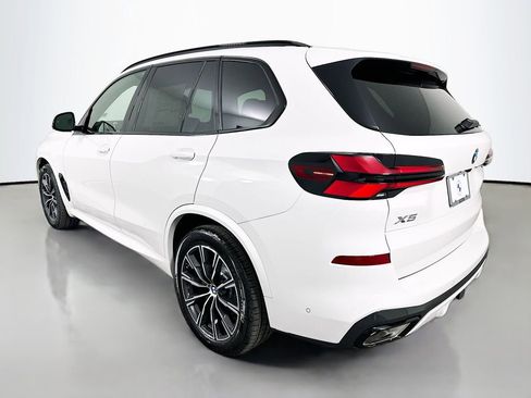New 2026 BMW X5 xDrive40i w/ M Sport Package image 7