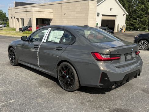 Used 2026 BMW 330i xDrive Sedan w/ M Sport Package AWD/4WD image 6