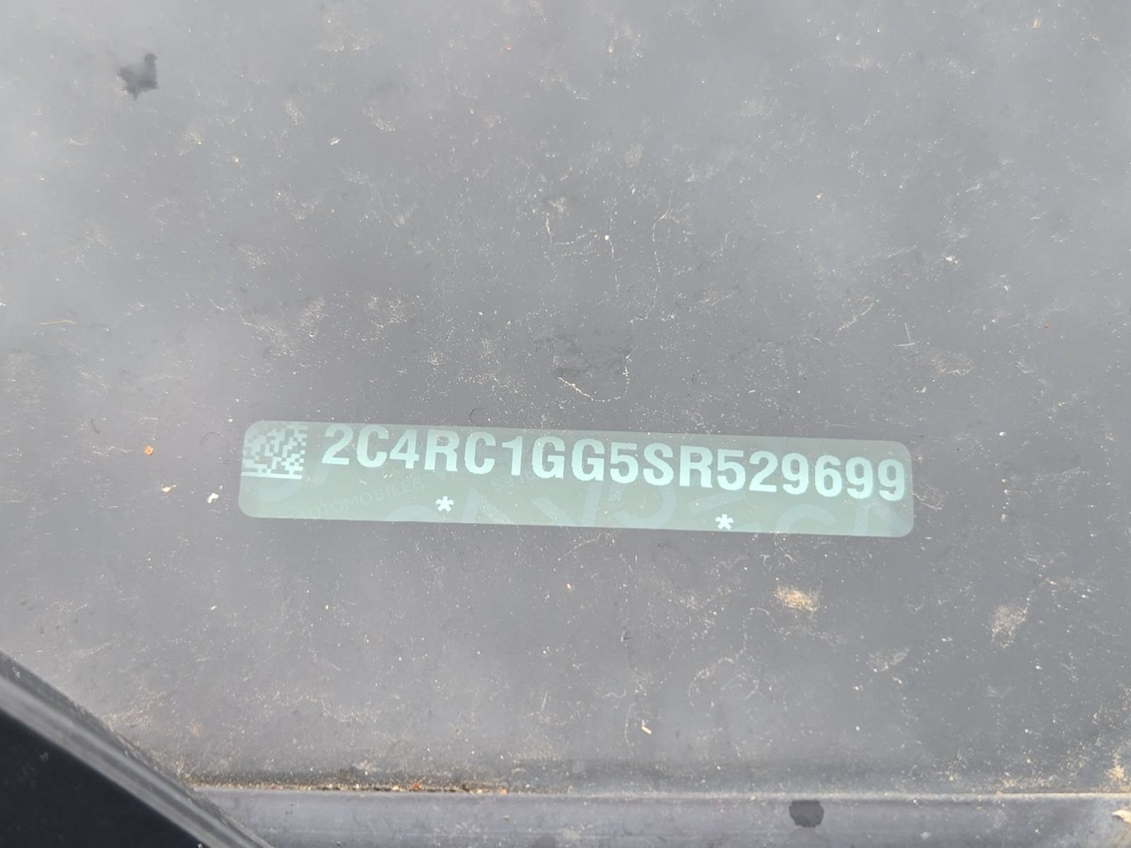 Used 2025 Chrysler Pacifica Limited FWD image 8