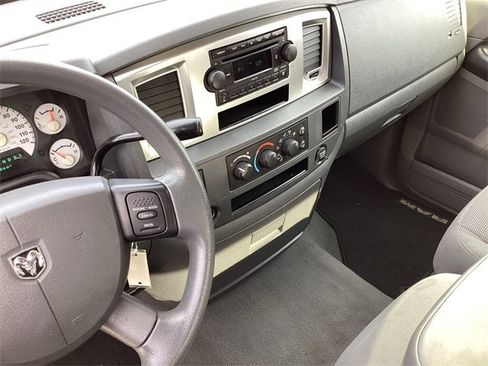 Used 2007 Dodge Ram 1500 Truck SLT image 23