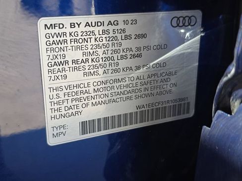 Used 2024 Audi Q3 2.0T Premium Plus w/ Premium Plus Package image 39