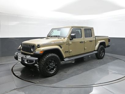 New 2025 Jeep Gladiator Sport