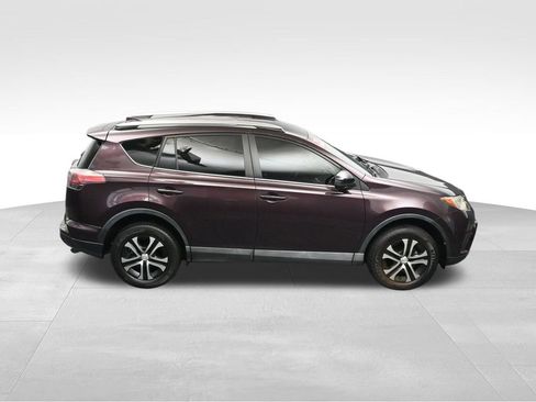 Used 2016 Toyota RAV4 LE FWD image 36