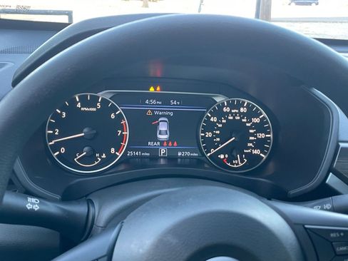 Used 2025 Nissan Altima 2.5 SV image 39