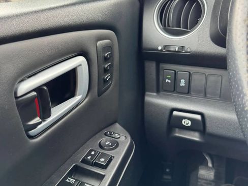 Used 2015 Honda Pilot Touring image 14