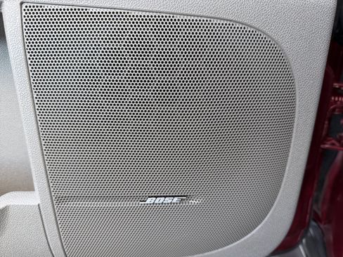 Used 2017 Chevrolet Traverse Premier image 27