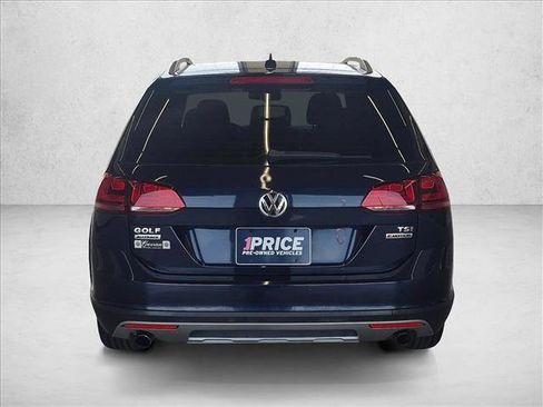 Used 2017 Volkswagen Golf Alltrack S AWD/4WD image 7
