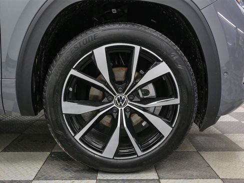 New 2026 Volkswagen Atlas Cross Sport SEL Premium R-Line AWD/4WD image 14