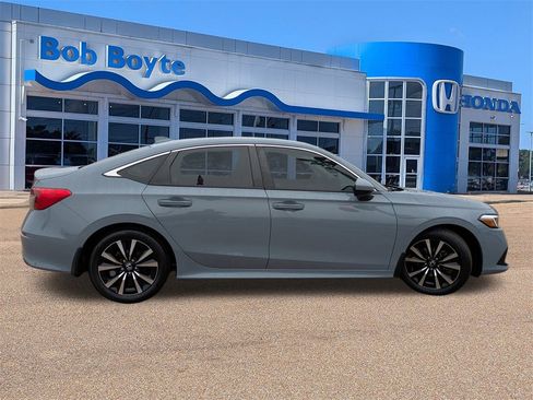 Certified 2024 Honda Civic EX image 6