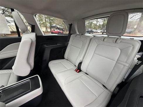 New 2026 Lincoln Aviator Reserve image 24