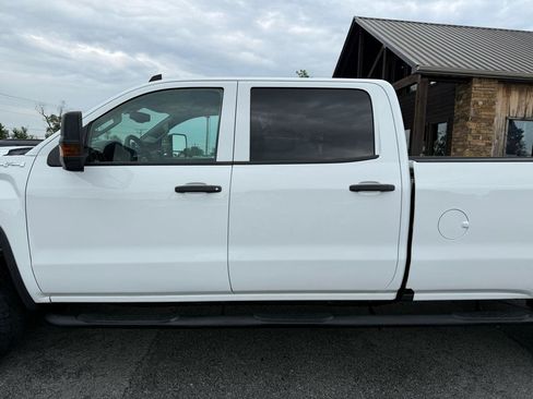 Used 2019 GMC Sierra 2500 4x4 Crew Cab image 32