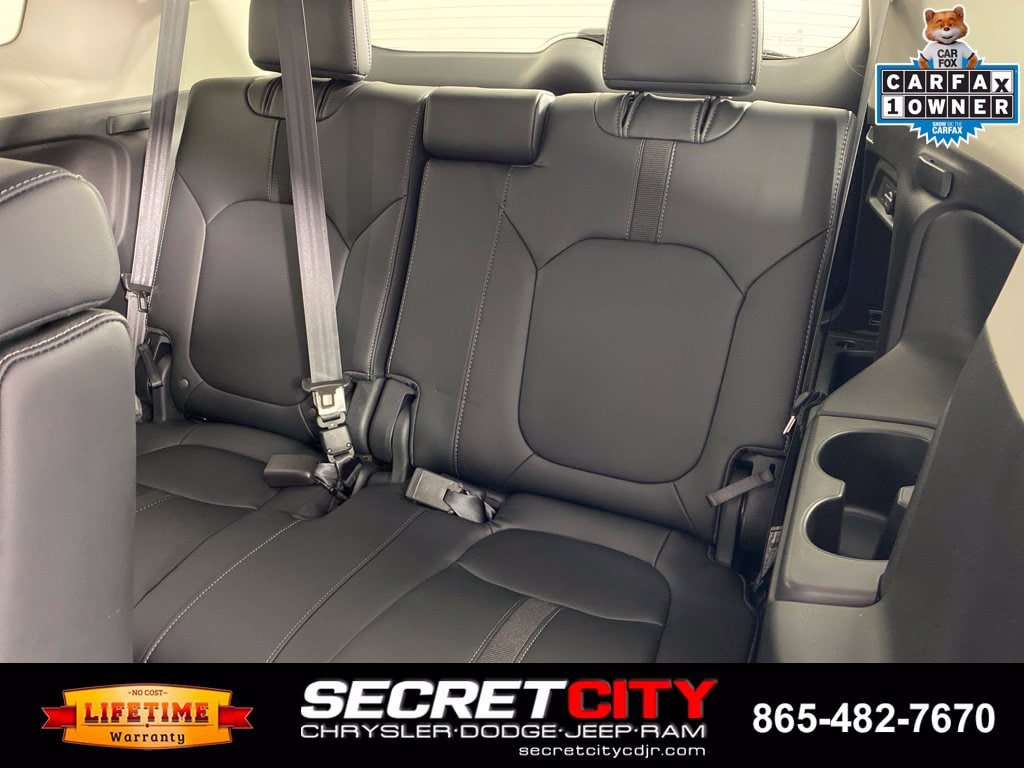 Used 2025 Honda Pilot EX-L image 29