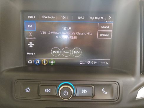 Used 2022 GMC Terrain SLE w/ Driver Convenience Package FWD image 25