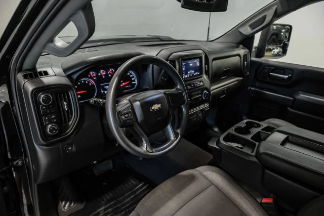 Used 2024 Chevrolet Silverado 2500 Custom w/ Custom Convenience Package AWD/4WD image 4