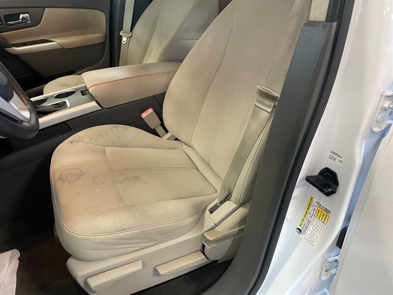 Used 2014 Ford Edge SE FWD image 13