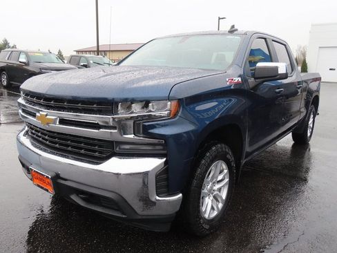 Used 2020 Chevrolet Silverado 1500 LT w/ All-Star Edition image 3