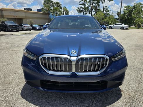 New 2026 BMW i5 eDrive40 AWD/4WD image 2