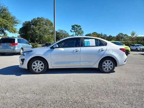 Used 2023 Kia Rio LX image 5