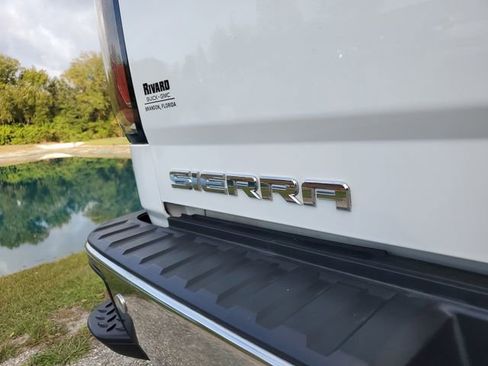 Used 2018 GMC Sierra 1500 SLT image 7