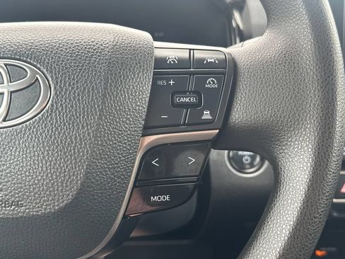Used 2025 Toyota Camry LE FWD image 20