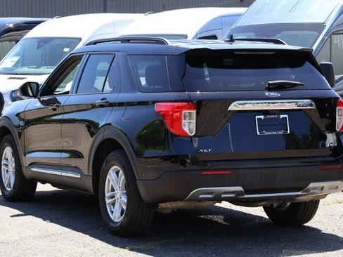 Certified 2023 Ford Explorer XLT w/ Equipment Group 202A AWD/4WD image 5