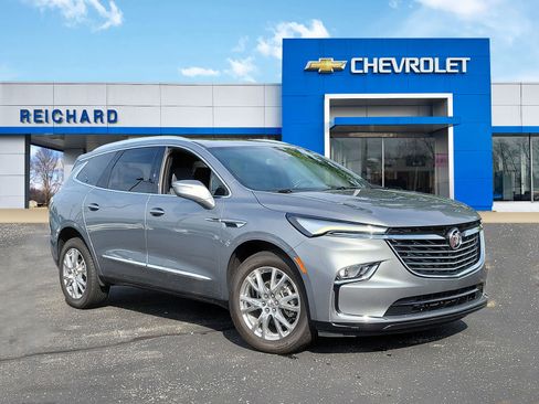 Used 2023 Buick Enclave Essence w/ Experience Buick Package image 1