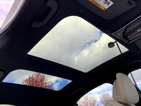 New 2026 Mercedes-Benz C 300 4MATIC Sedan image 11