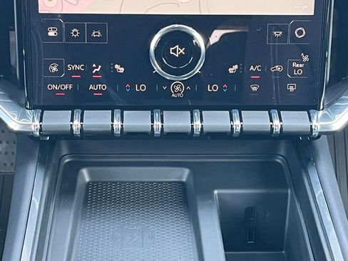 New 2025 GMC Acadia Elevation w/ Elevation Premium Package image 37