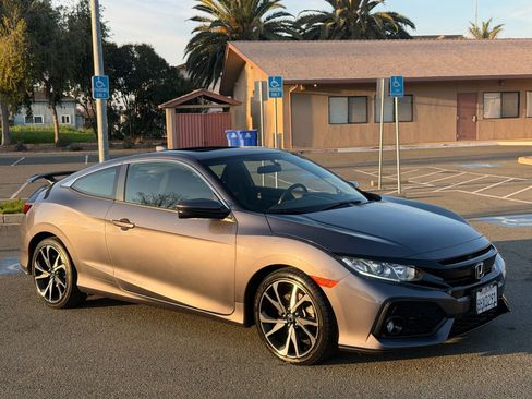 Used 2018 Honda Civic Si image 7