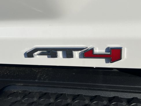 New 2026 GMC Canyon AT4 w/ Technology Plus Package image 9