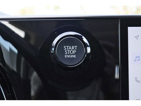 Used 2025 Lexus NX 250 FWD w/ Premium Package image 26